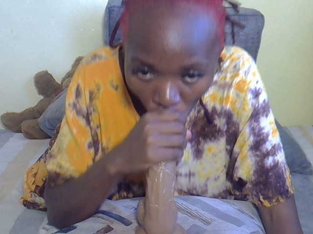 Eboniana's BongaCams show and profile