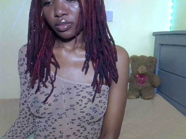 Eboniana's BongaCams show and profile