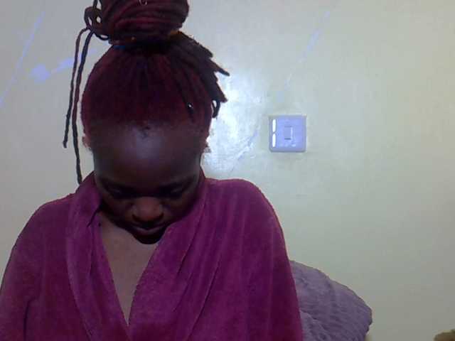 Eboniana's BongaCams show and profile