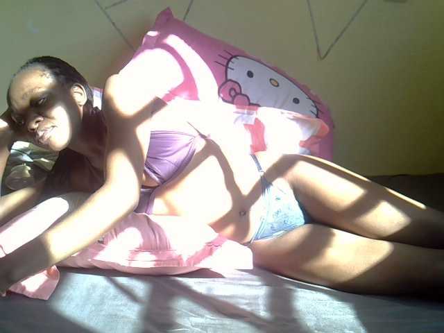 Eboniana from BongaCams