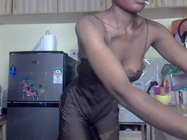 Eboniana's BongaCams show and profile