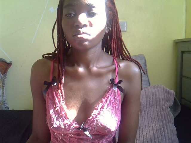 Eboniana's BongaCams show and profile