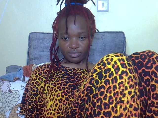 Eboniana's BongaCams show and profile