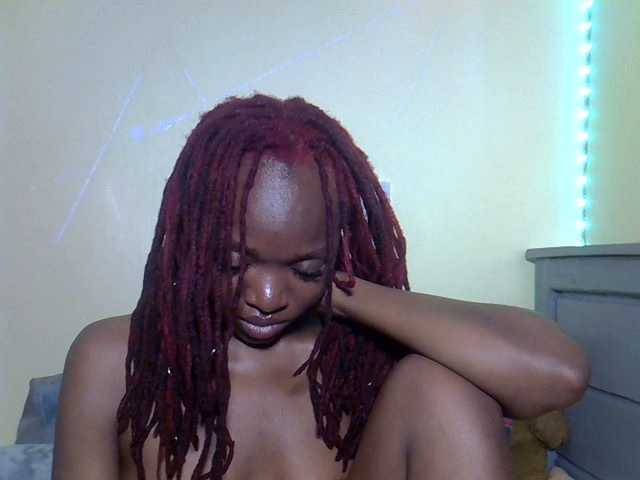 Eboniana's BongaCams show and profile