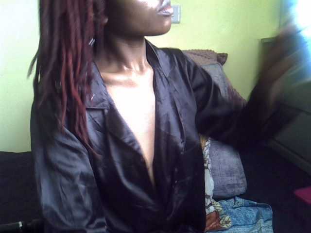 Eboniana's BongaCams show and profile