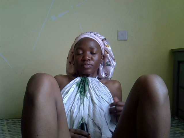 Eboniana's BongaCams show and profile