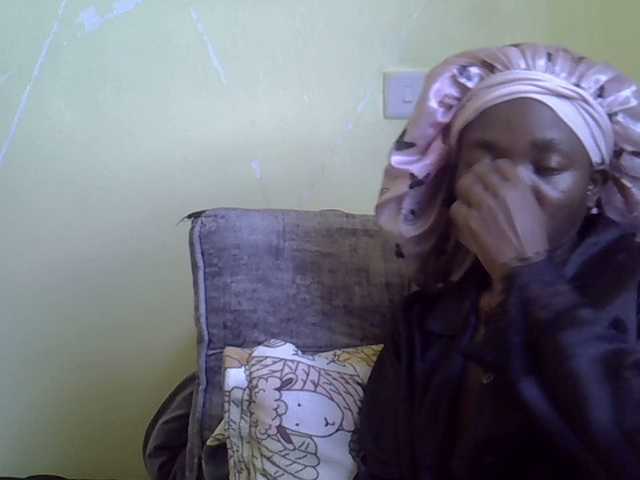 Eboniana's BongaCams show and profile