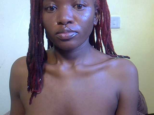 Eboniana's BongaCams show and profile