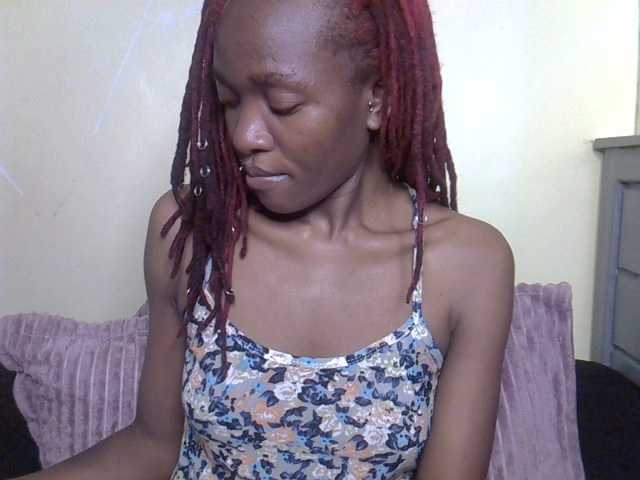 Eboniana's BongaCams show and profile