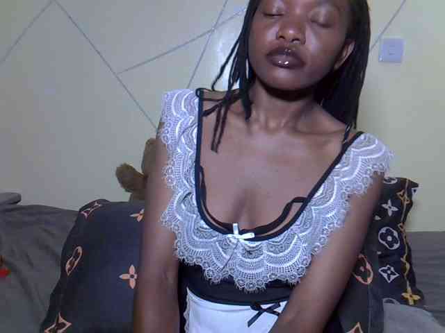 Eboniana Live Webcam on BongaCams