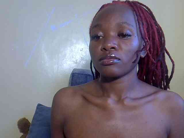 Eboniana Live Webcam on BongaCams