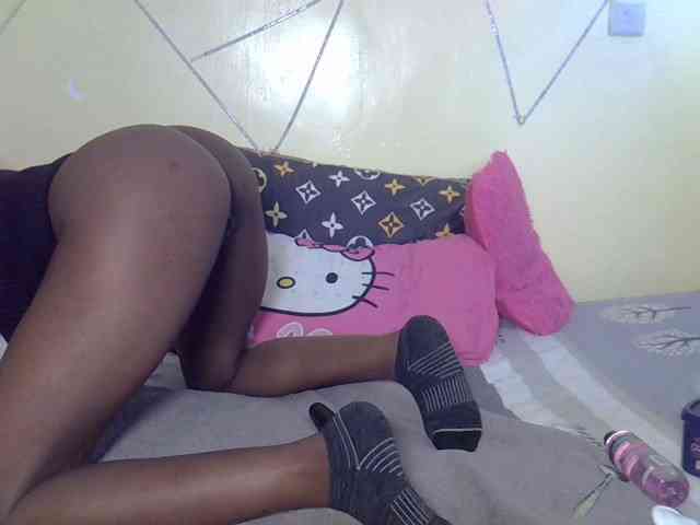 Eboniana Live Webcam on BongaCams