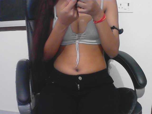 Payal-1-1's BongaCams show and profile