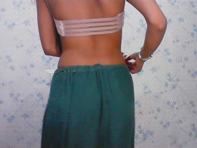 Payal-1-1's BongaCams show and profile