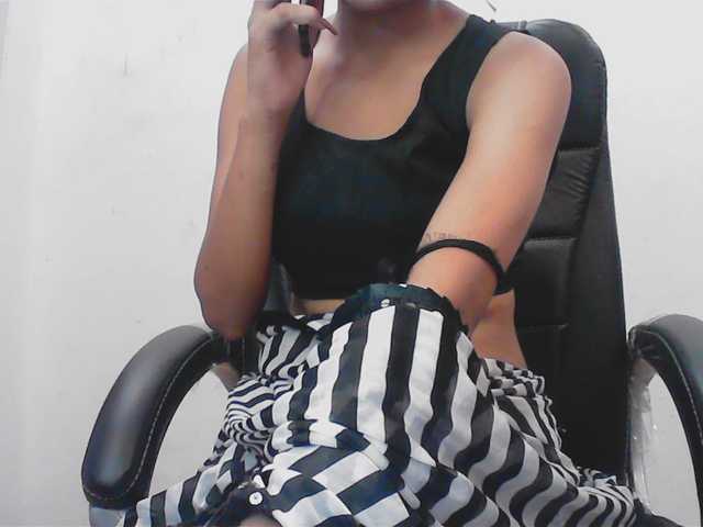 Payal-1-1's BongaCams show and profile