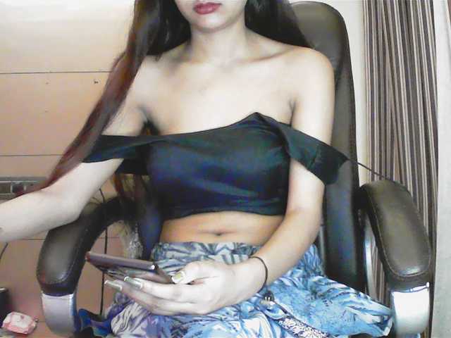 Payal-1-1's BongaCams show and profile