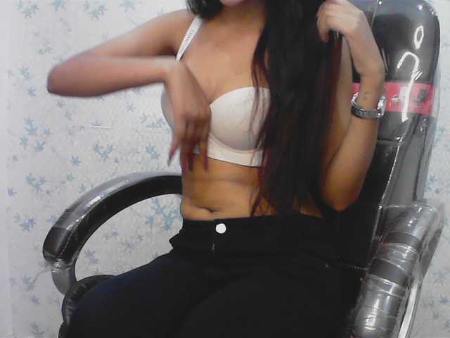 Payal-1-1's BongaCams show and profile