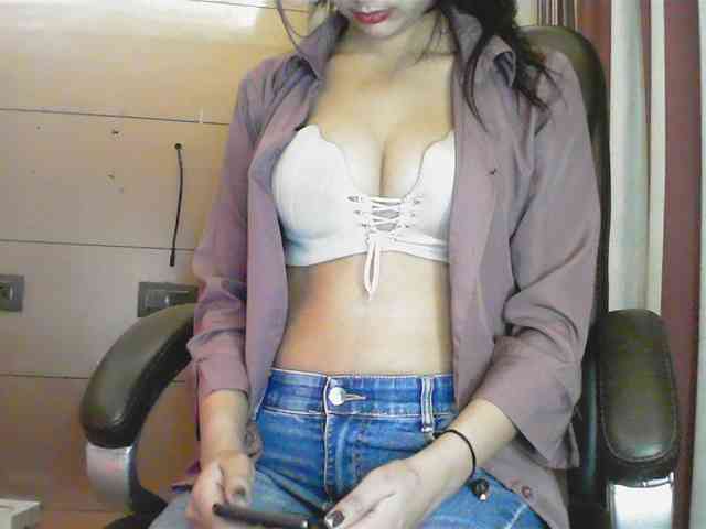 Payal-1-1 webcam