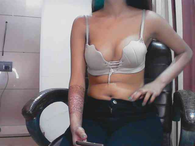 Payal-1-1 Live Webcam on BongaCams