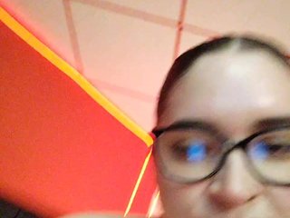 Wolfelatin-10 Porn Show