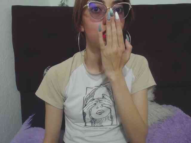 anniejhonsson webcam