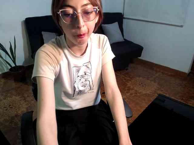 anniejhonsson webcam