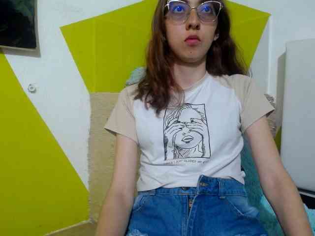 anniejhonsson webcam