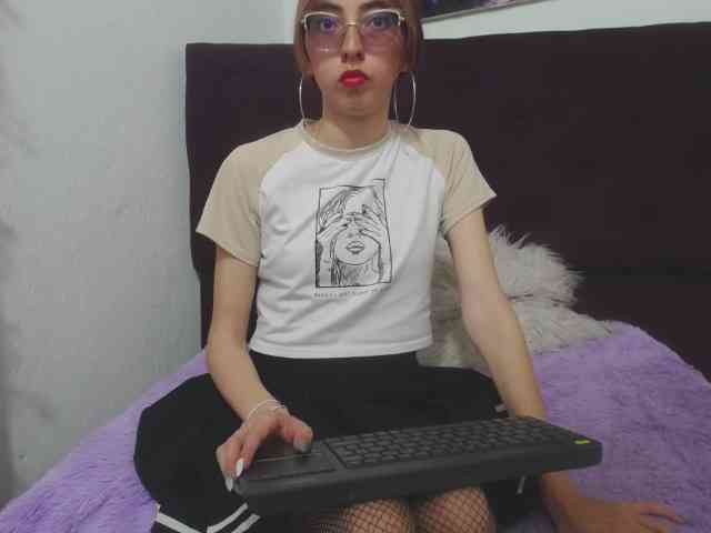 anniejhonsson webcam