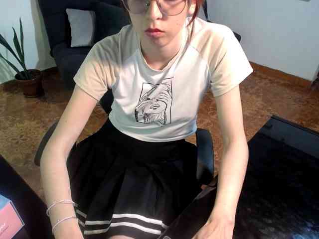 anniejhonsson webcam