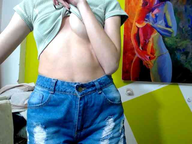 anniejhonsson webcam