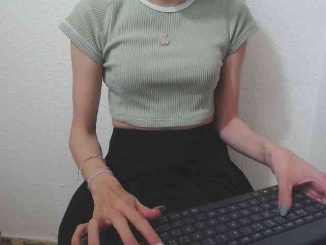 anniejhonsson webcam