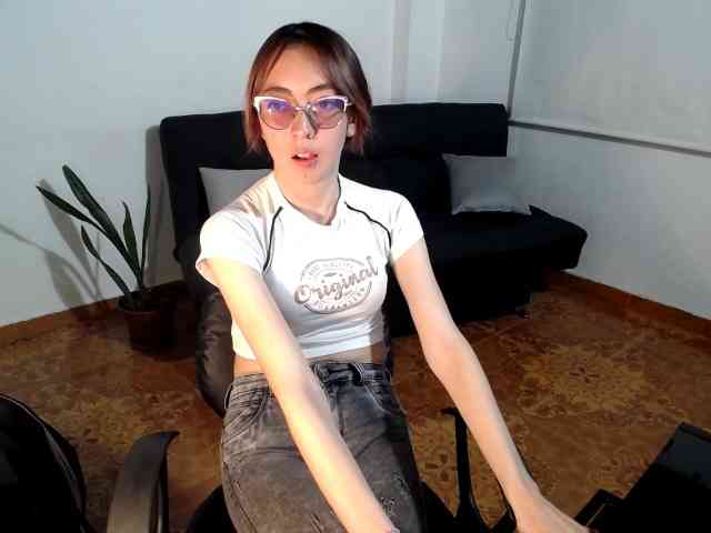 anniejhonsson webcam