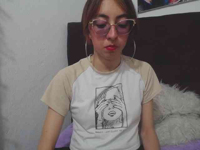 anniejhonsson webcam