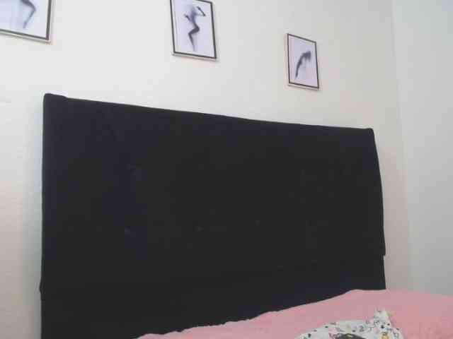 anniejhonsson webcam