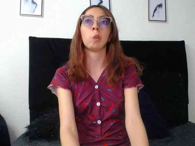anniejhonsson webcam