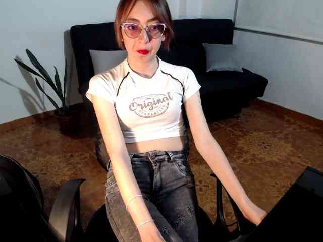 anniejhonsson webcam
