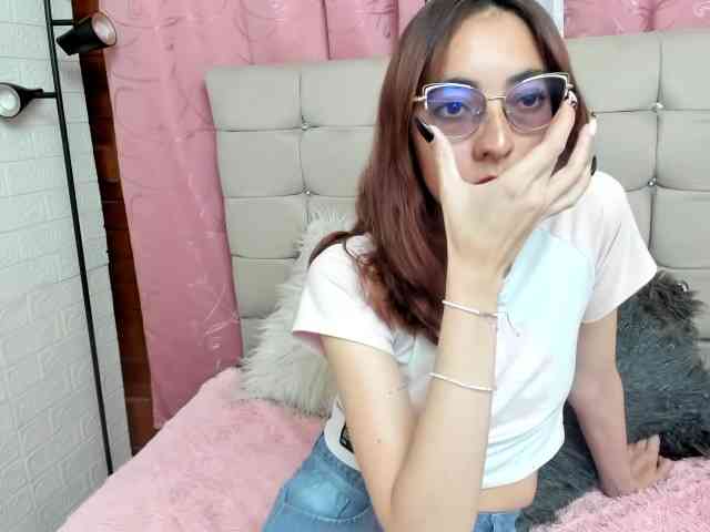 anniejhonsson webcam