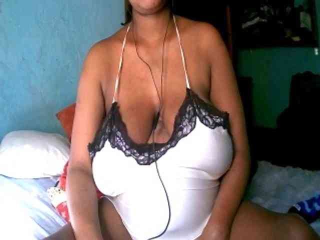WeendyCelinah88 webcam