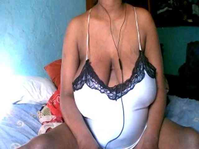 WeendyCelinah88 webcam