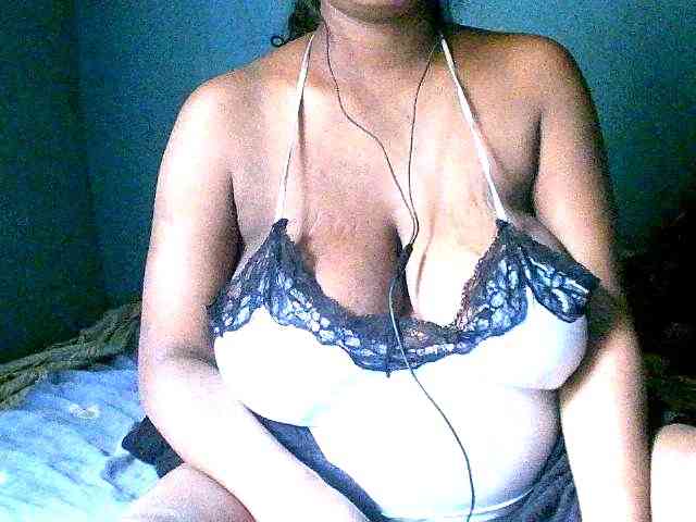 WeendyCelinah88 webcam