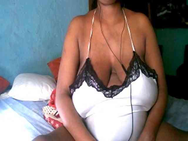 WeendyCelinah88 webcam