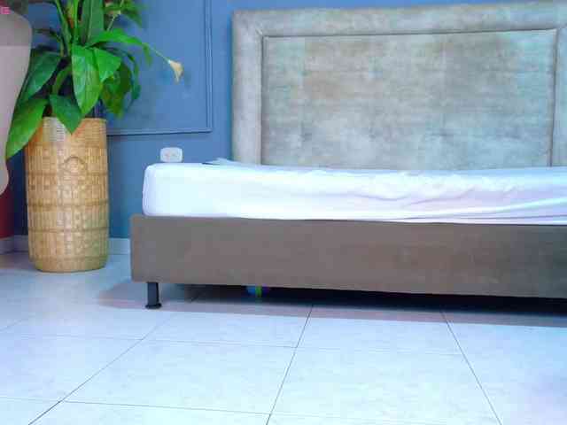 iker-bigdick Live Webcam on BongaCams