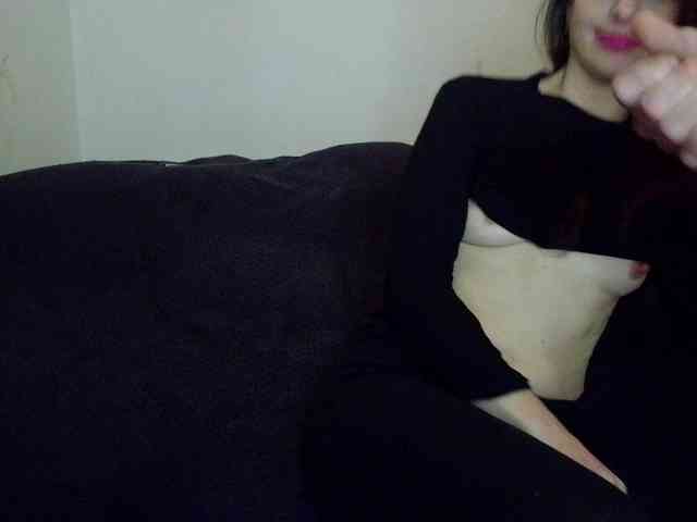 cam live sex August-laura