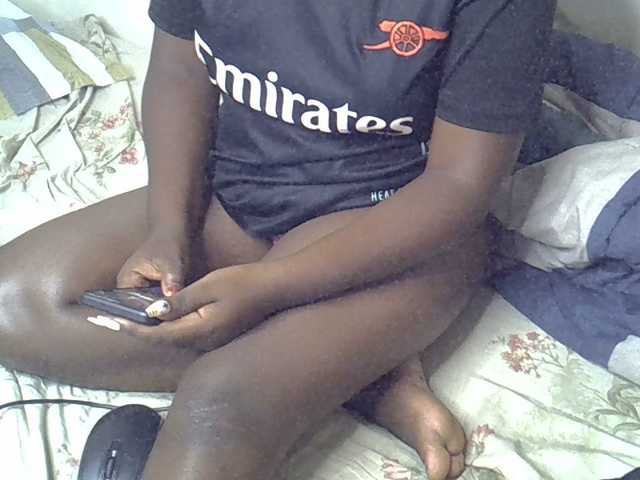 sweetass001 webcam bongacams model stream image