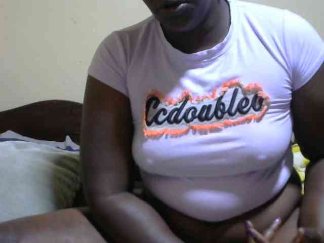 sweetass001 webcam