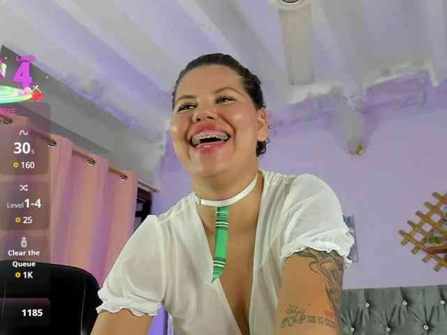 Shaira-Awada webcam