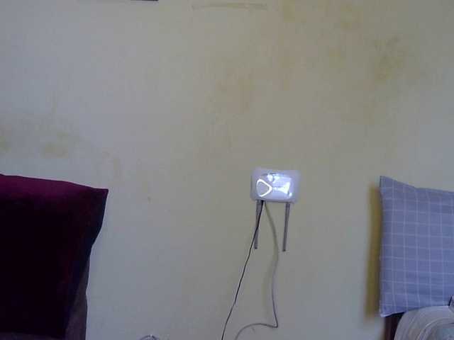 Gladwell's BongaCams show and profile