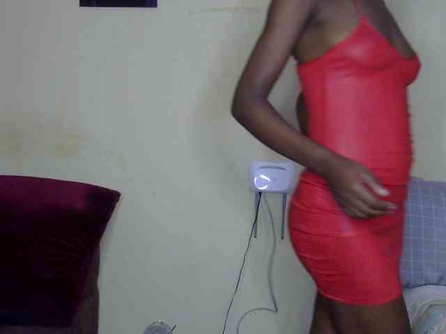 Gladwell Live Webcam on BongaCams