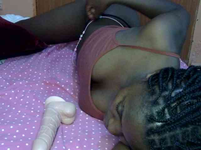 Naughtygal98 webcam
