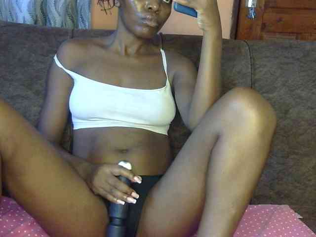 Naughtygal98 webcam